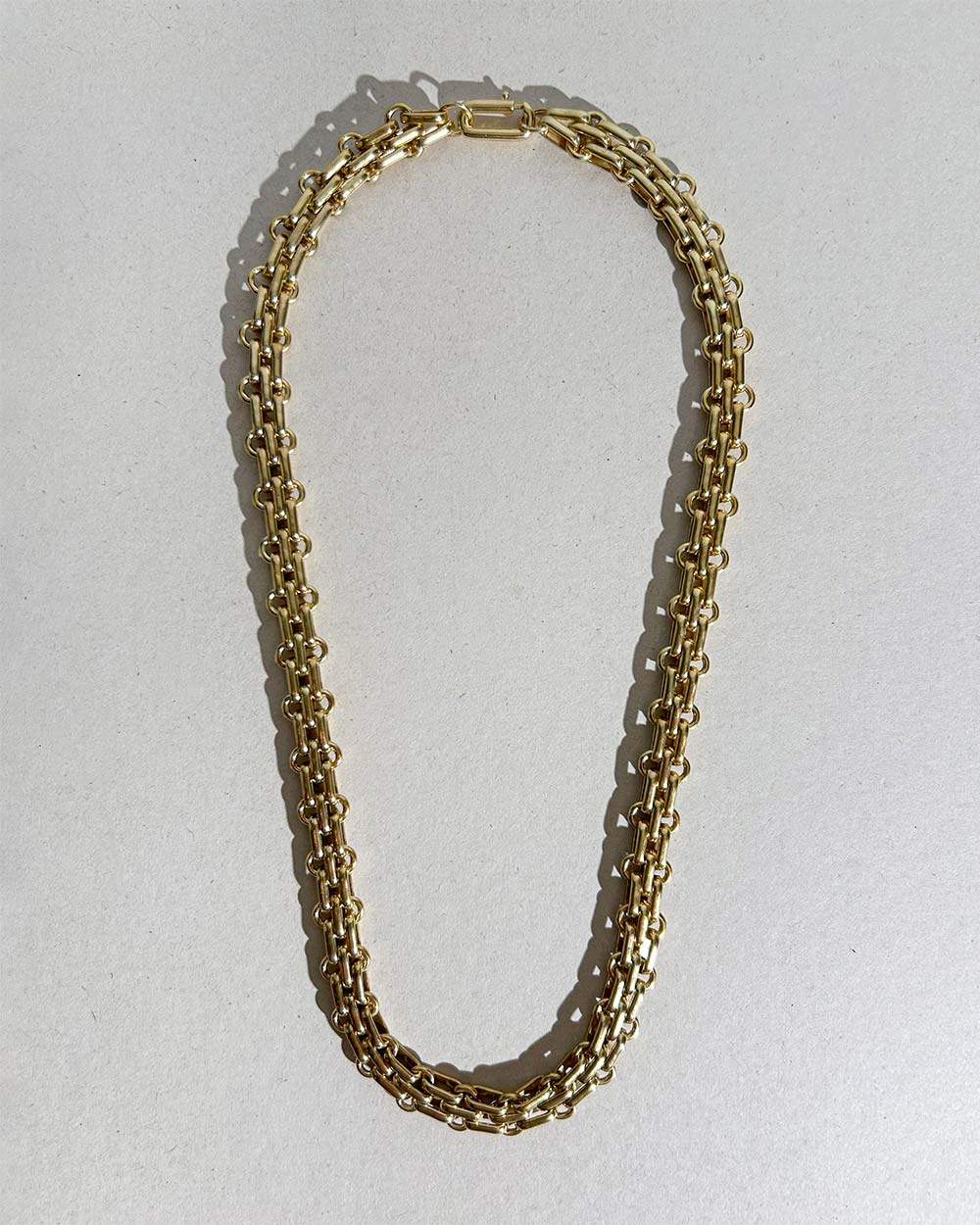 MM STUDIO Interlocking Chain Necklace