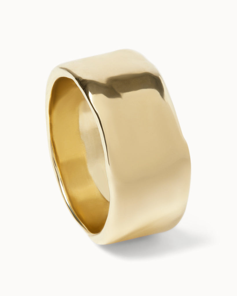 wide band ring in recycled solid gold handmade by maya magal jewellers