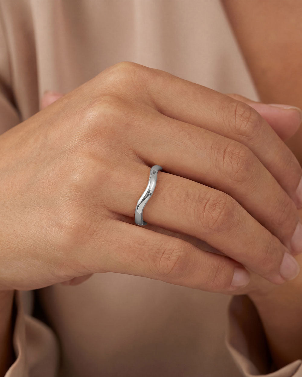 9ct White Gold Contour Ring on model