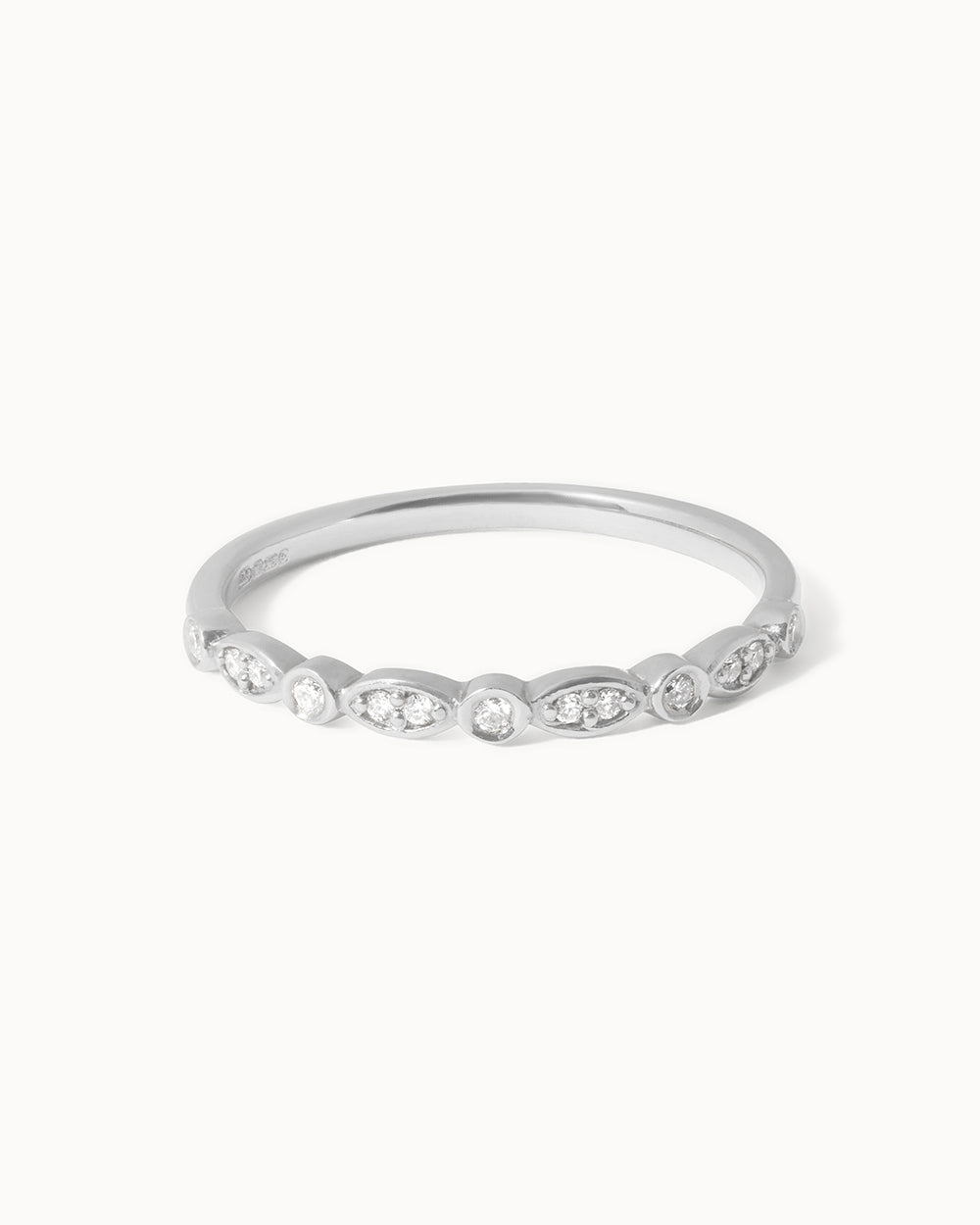 Front view of platinum Dual Set Diamond Ring.