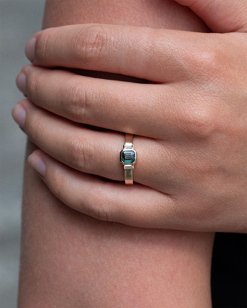 Leo 0.84ct Green Sapphire Ring