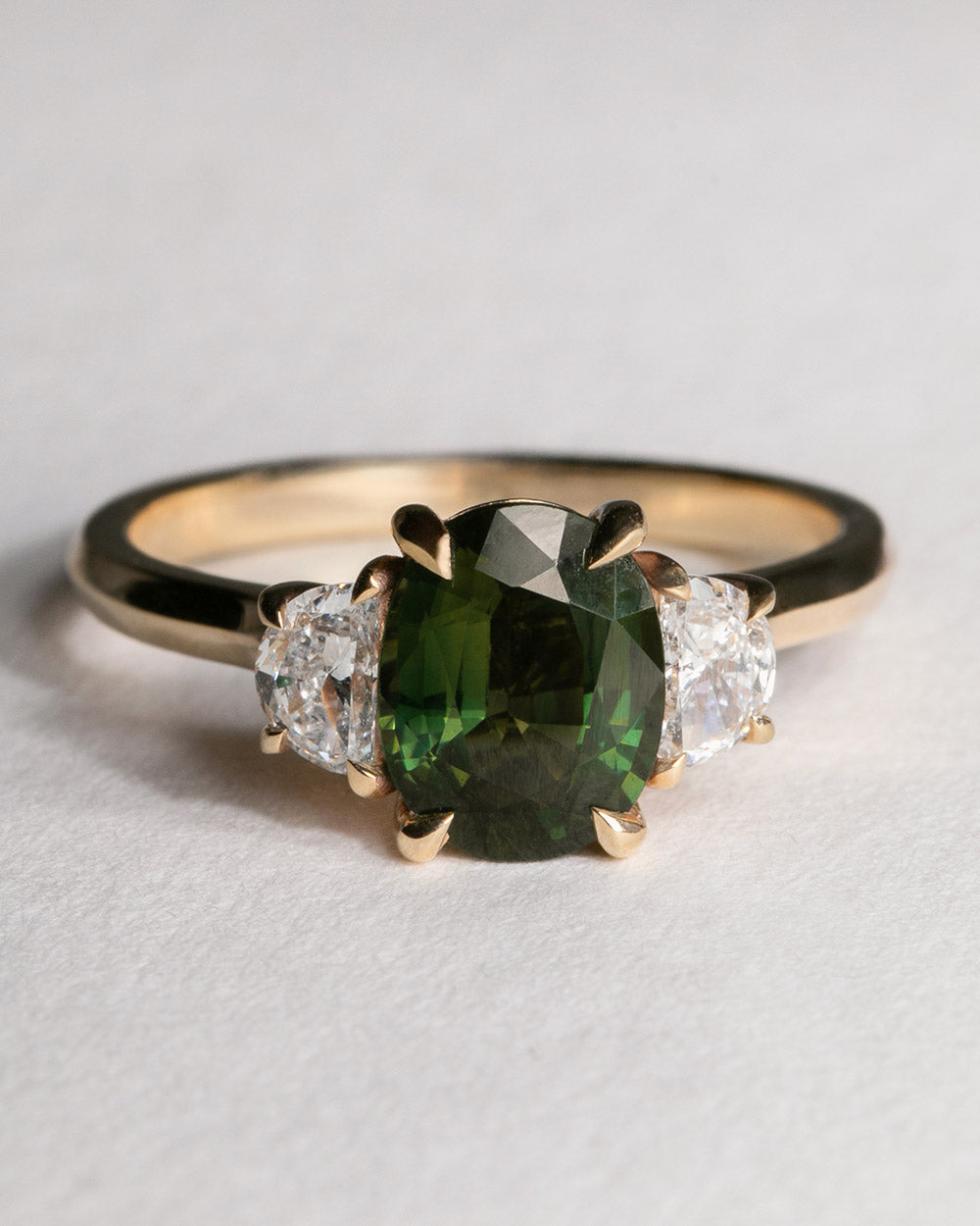 Noa 1.91ct Green Sapphire Ring