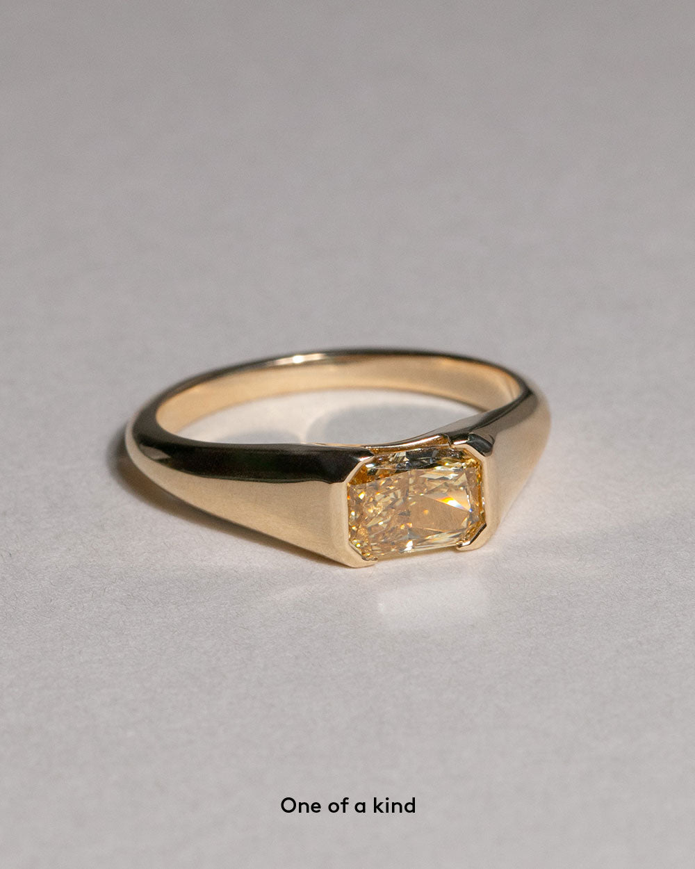 Paniz 1ct Yellow Diamond Ring