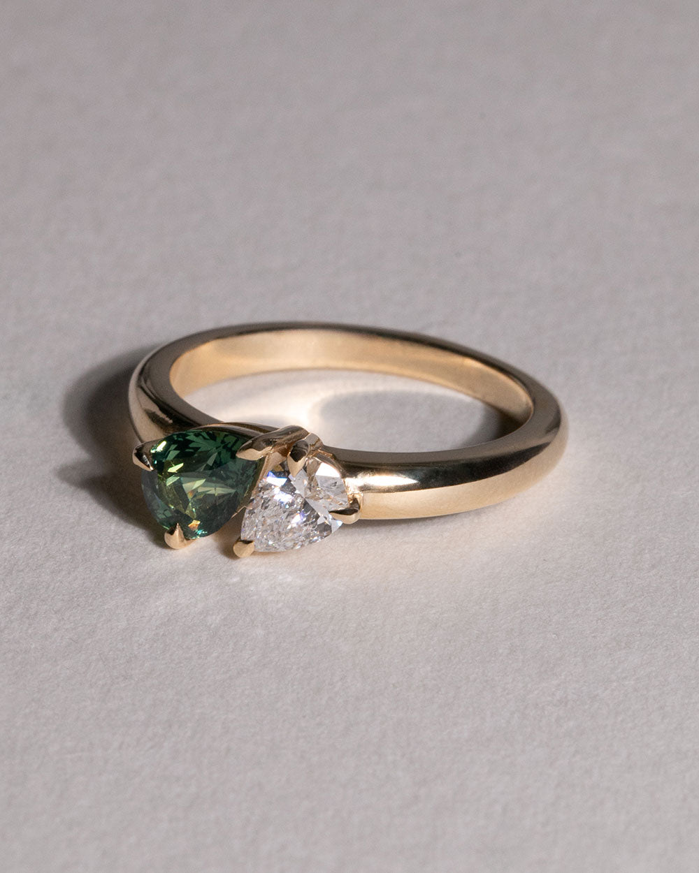 Pixie 1.01ct Green Sapphire Toi et Moi Ring front siode view on white background