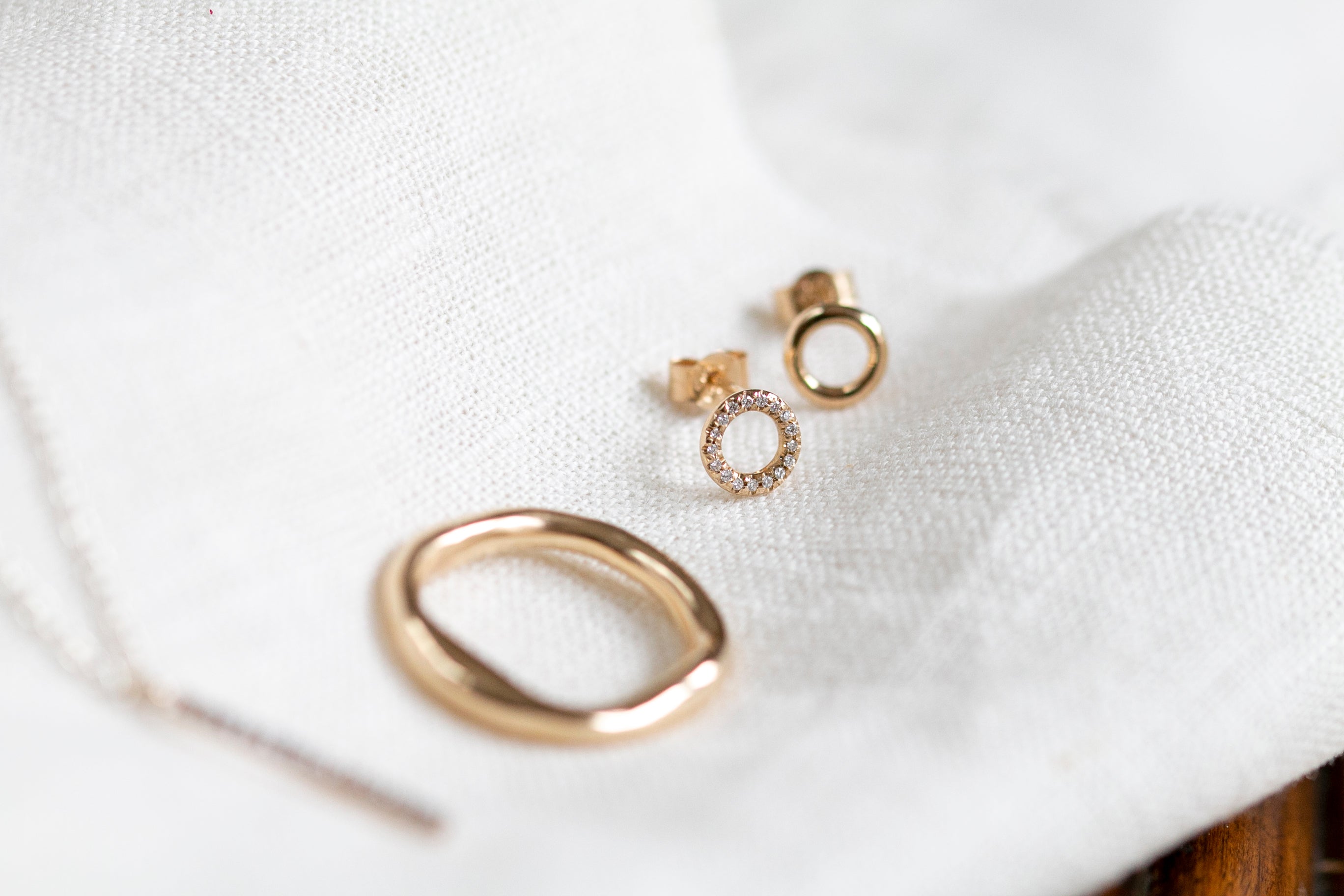 Handmade solid gold jewellery perfect for everyday wear