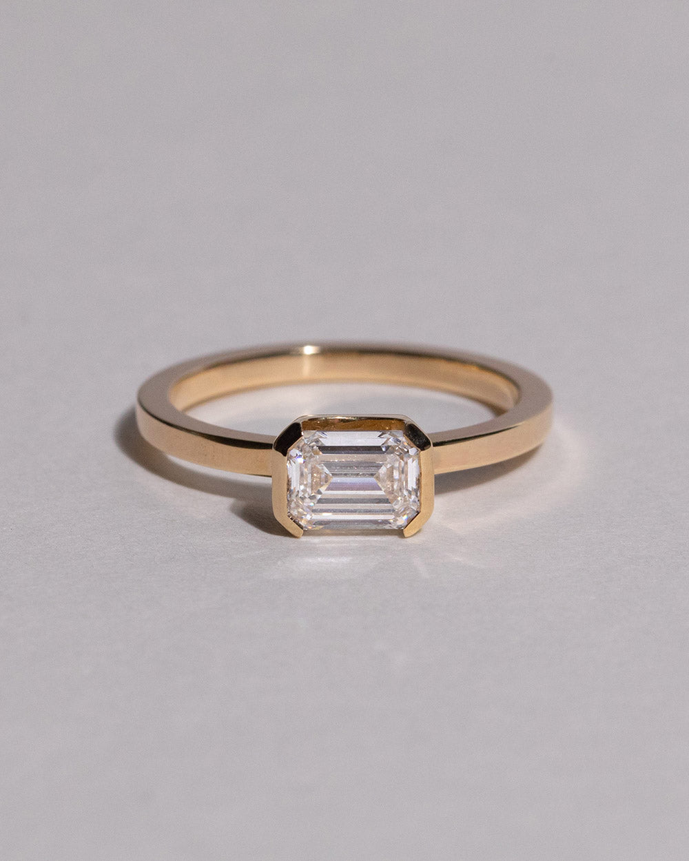 18ct Gold Emerald Cut 1ct Lab Grown Diamond Ring front view
