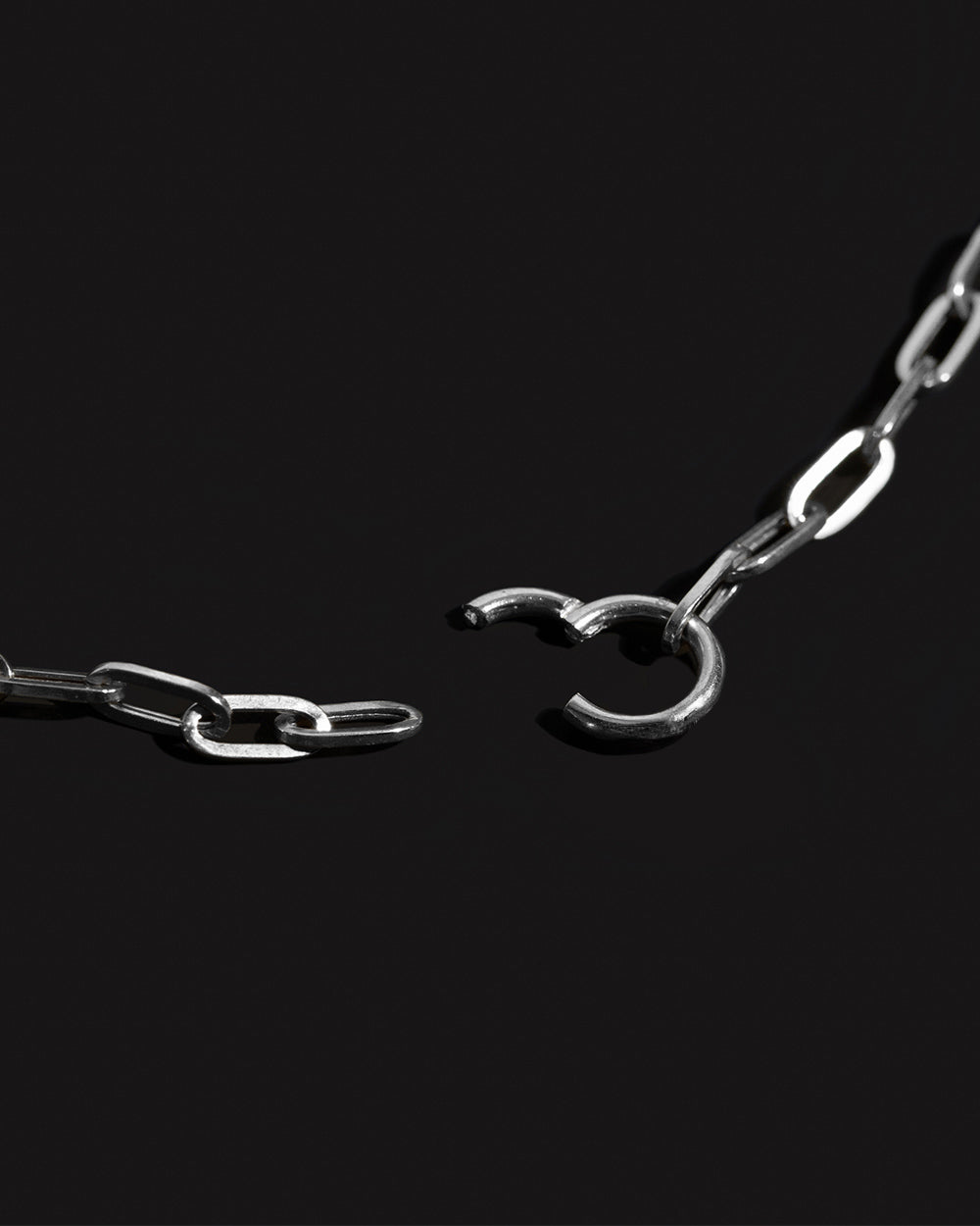 Paper Chain T-Bar Charm Bracelet