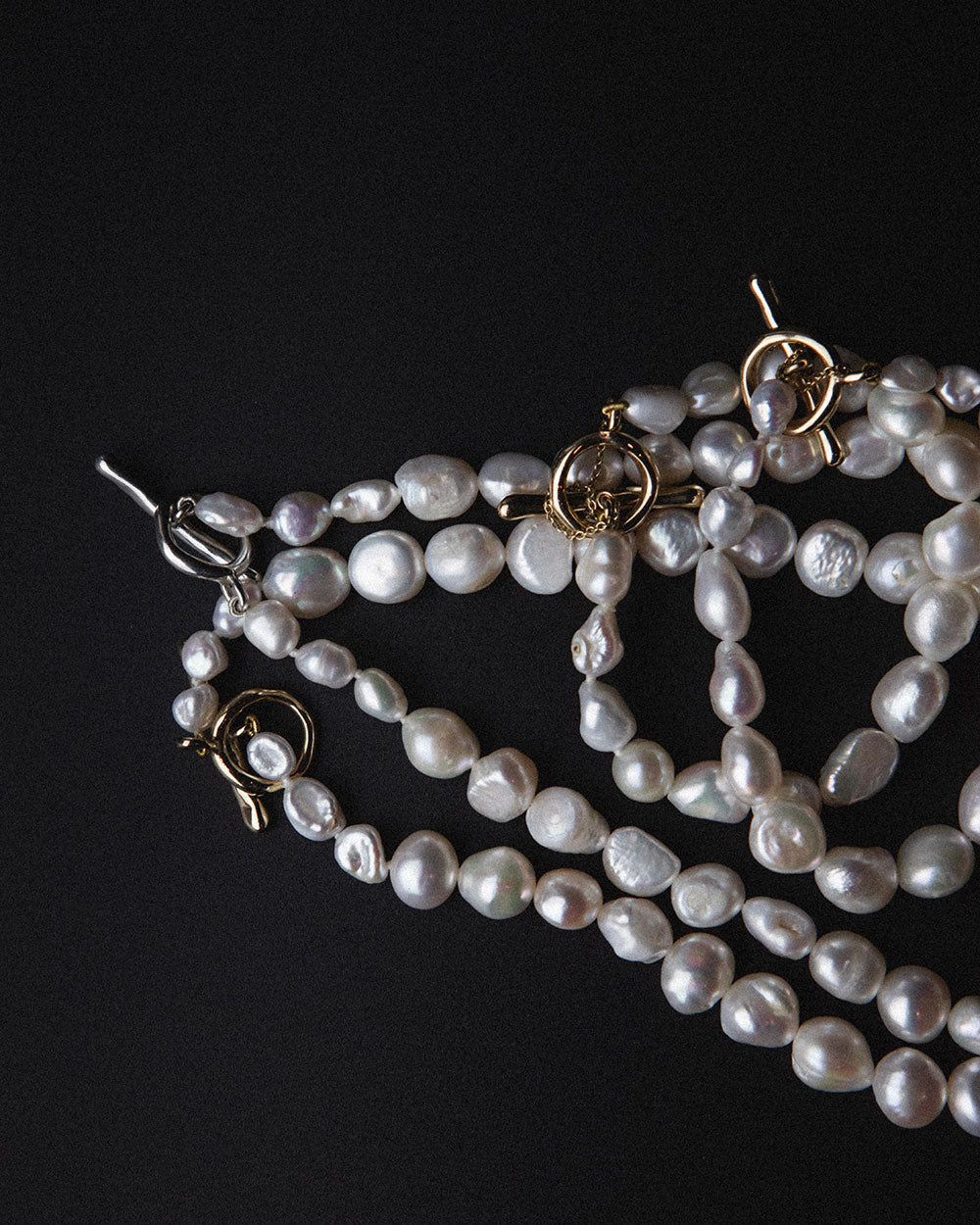Baroque Pearl T-Bar Necklace