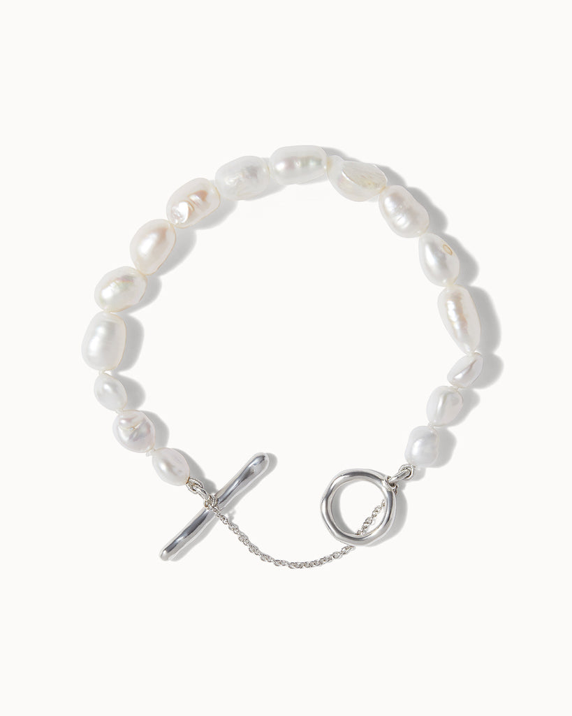 Baroque pearl and t-bar sterling silver bracelet handcrafted in London