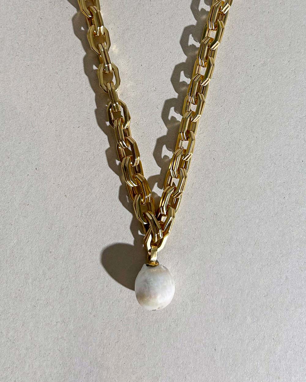 MM STUDIO Baroque Pearl Chain Necklace