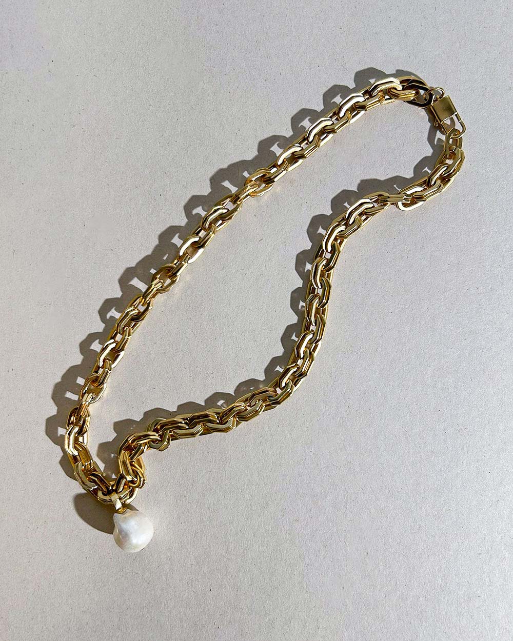 MM STUDIO Baroque Pearl Chain Necklace