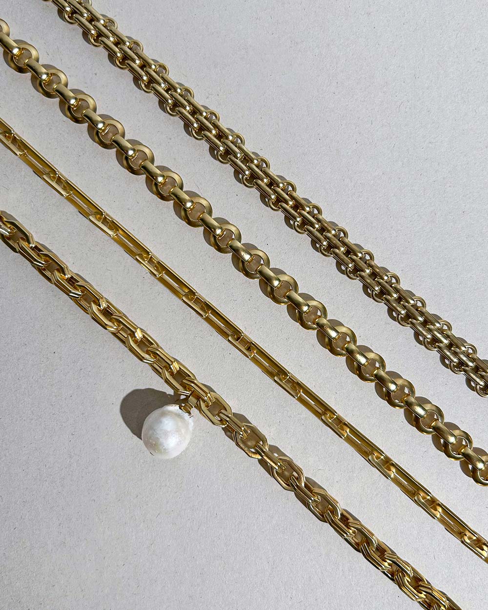 MM STUDIO Interlocking Chain Necklace