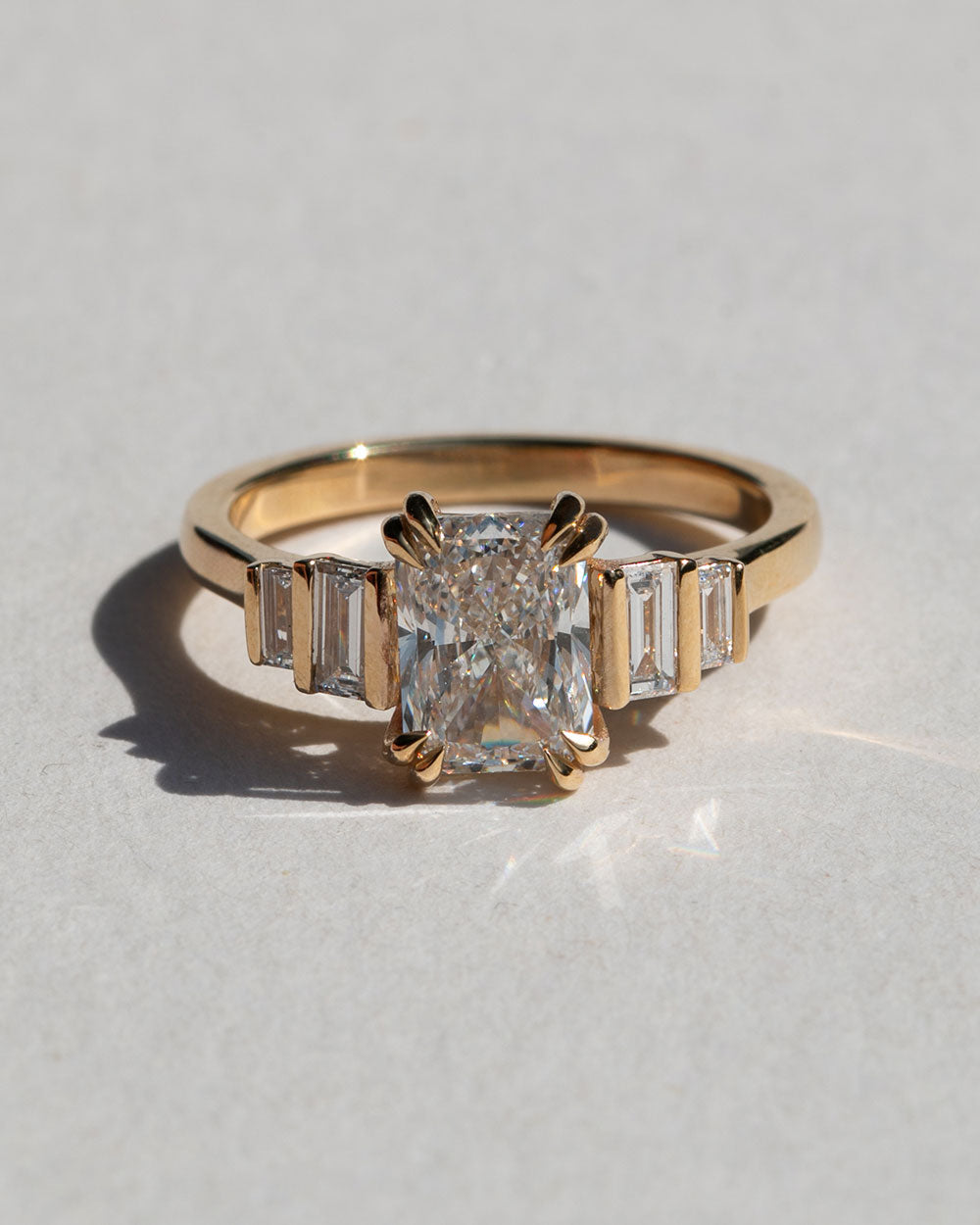 18ct Yellow Gold Lab Grown Diamond Geometric Five Stone Ring
