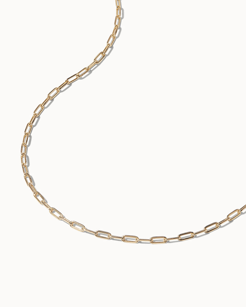 Paper chain necklace crafted in sterling silver with 18ct gold plate by Maya Magal Jewellery
