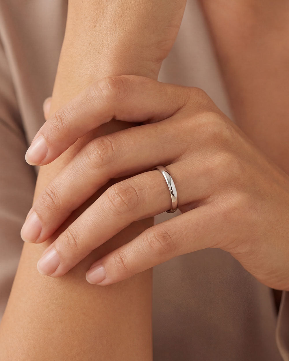 Platinum Classic Ring - 2mm Band