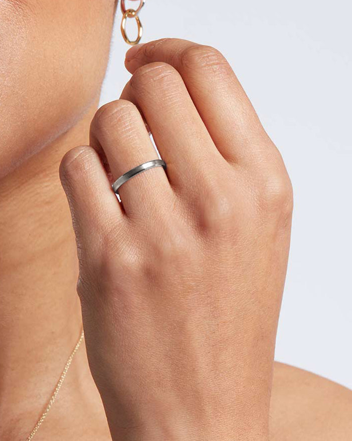 Platinum Bevelled Edge Ring - 2mm