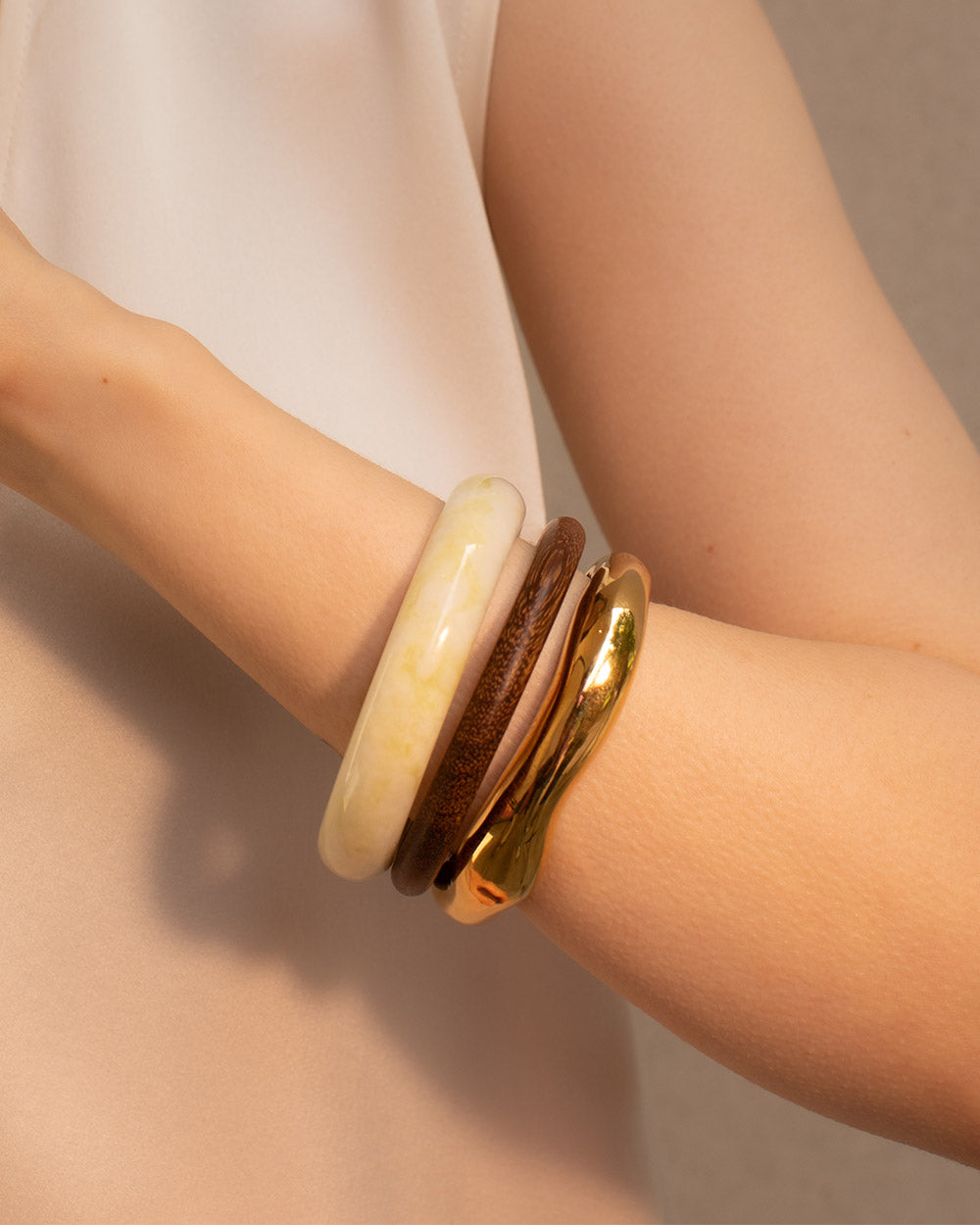 Round Jade Bangle