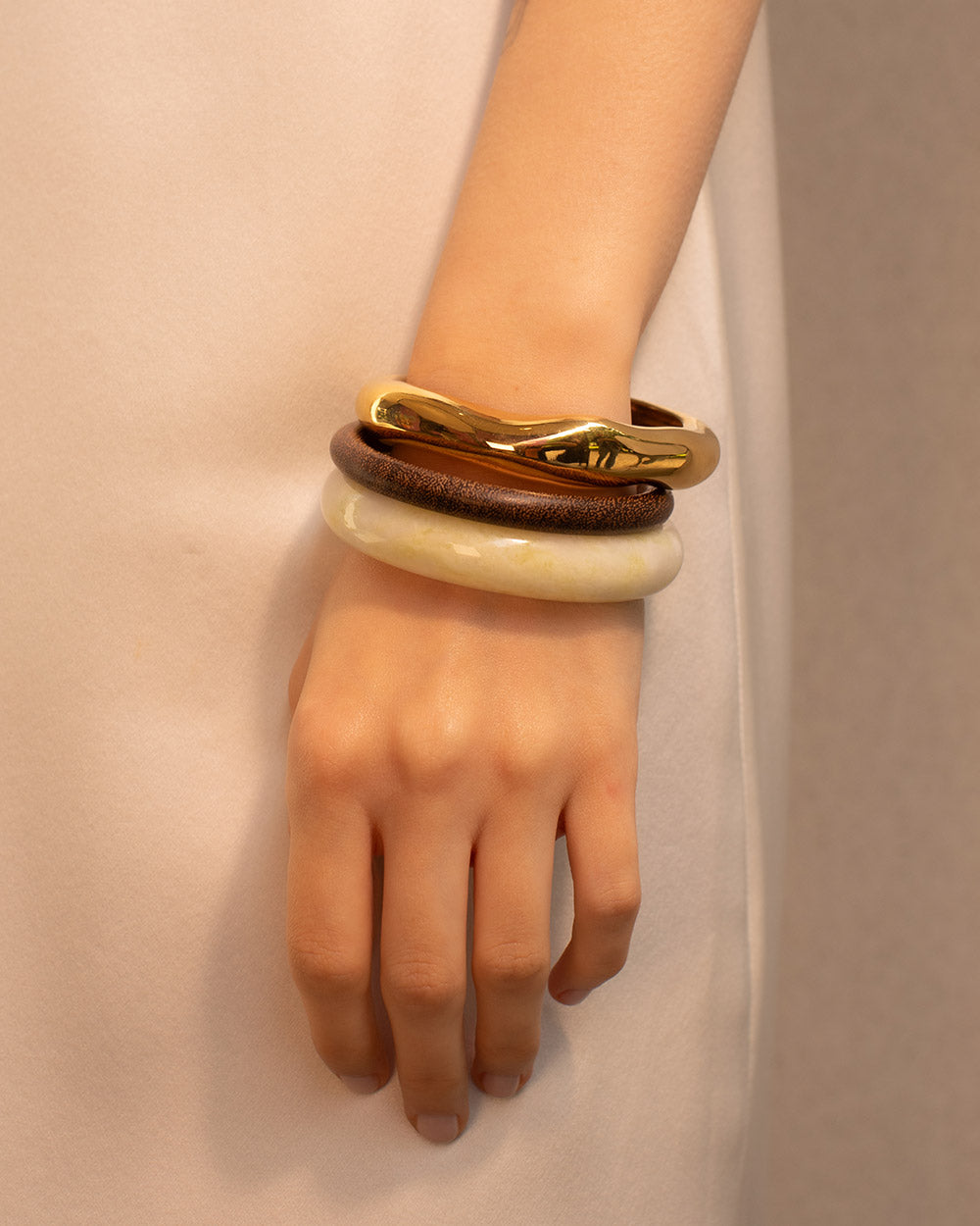 Round Jade Bangle