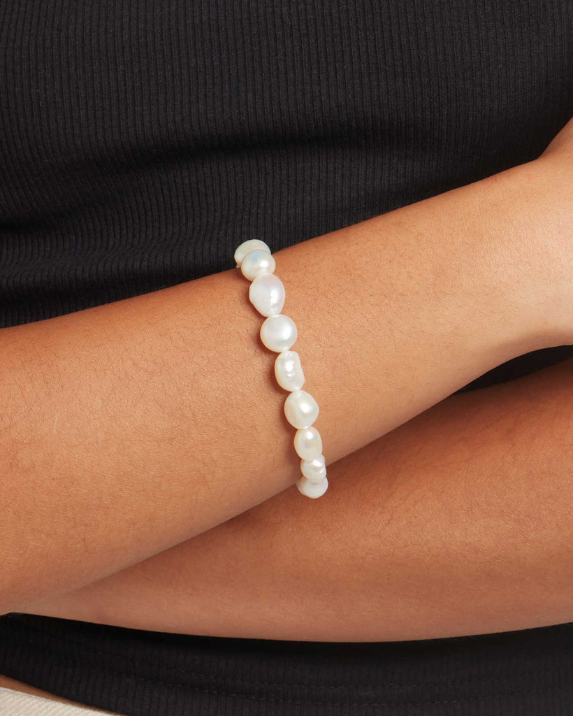 Baroque pearl bracelet made with recycled sterling silver by Maya Magal London