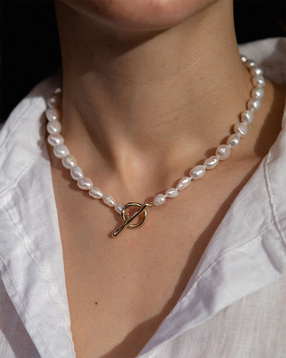 Baroque Pearl T-Bar Necklace