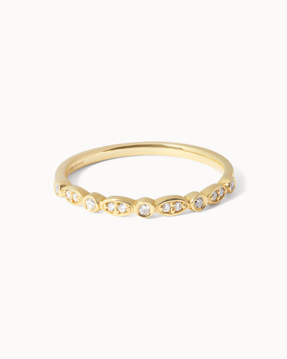 Front view of gold Dual Set Diamond Ring. 