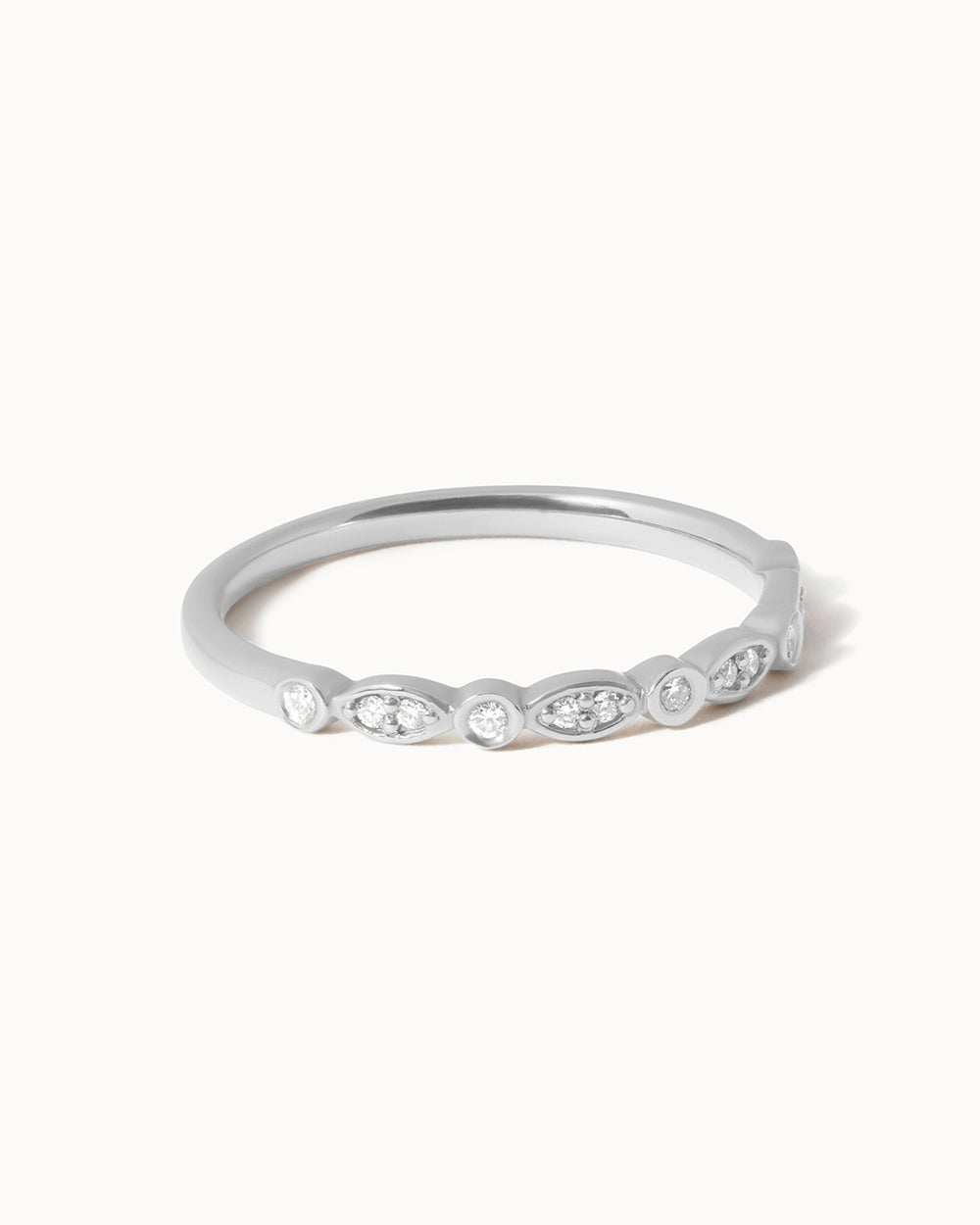 Side view of platinum Dual Set Diamond Ring.