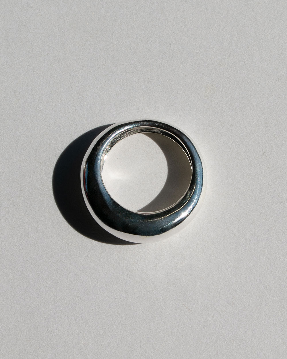 Top view of sterling silver lucid light ring.