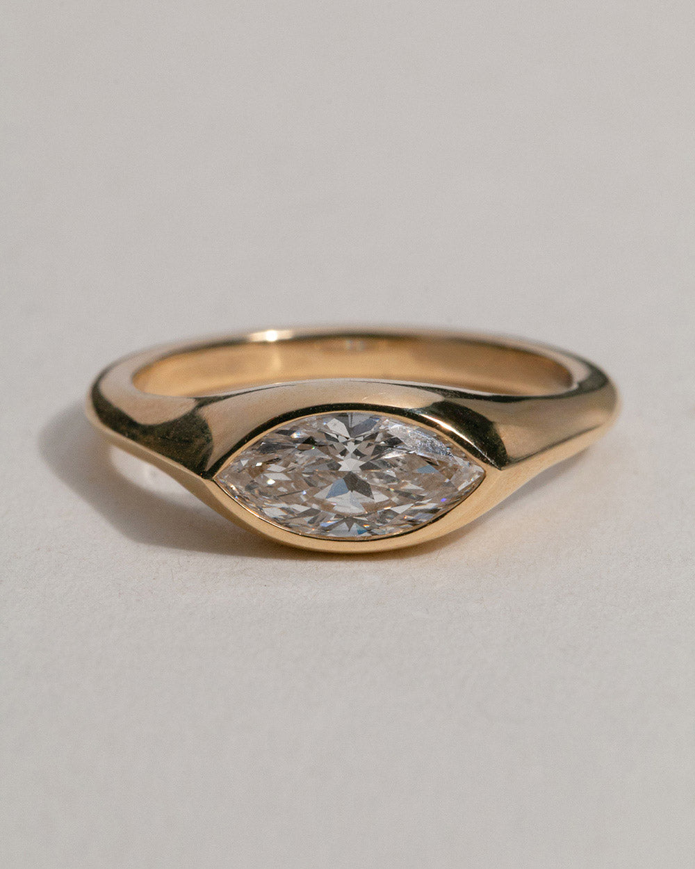18ct Yellow Gold Marquise Cut Lab Grown Diamond Signet Ring