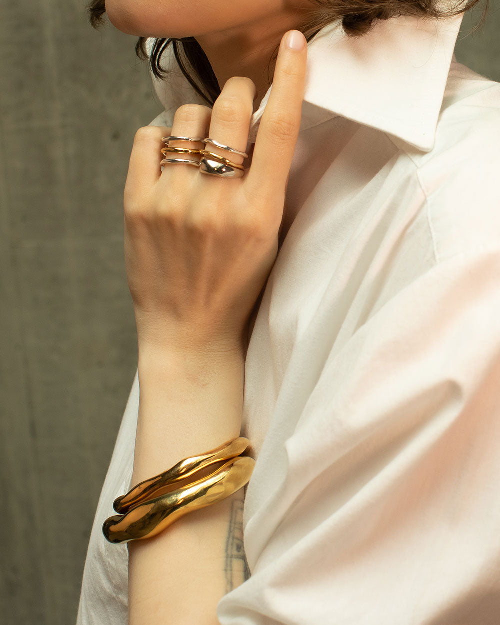 MM STUDIO Lucid Light Bangle