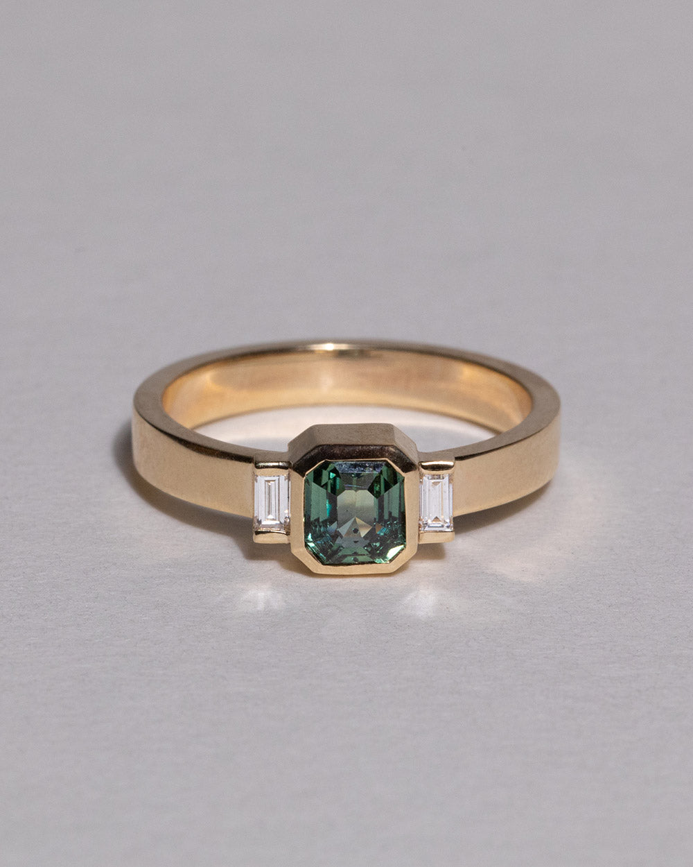 Leo 0.84ct Green Sapphire Ring
