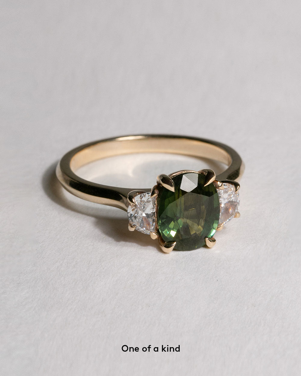 Noa 1.91ct Green Sapphire Ring