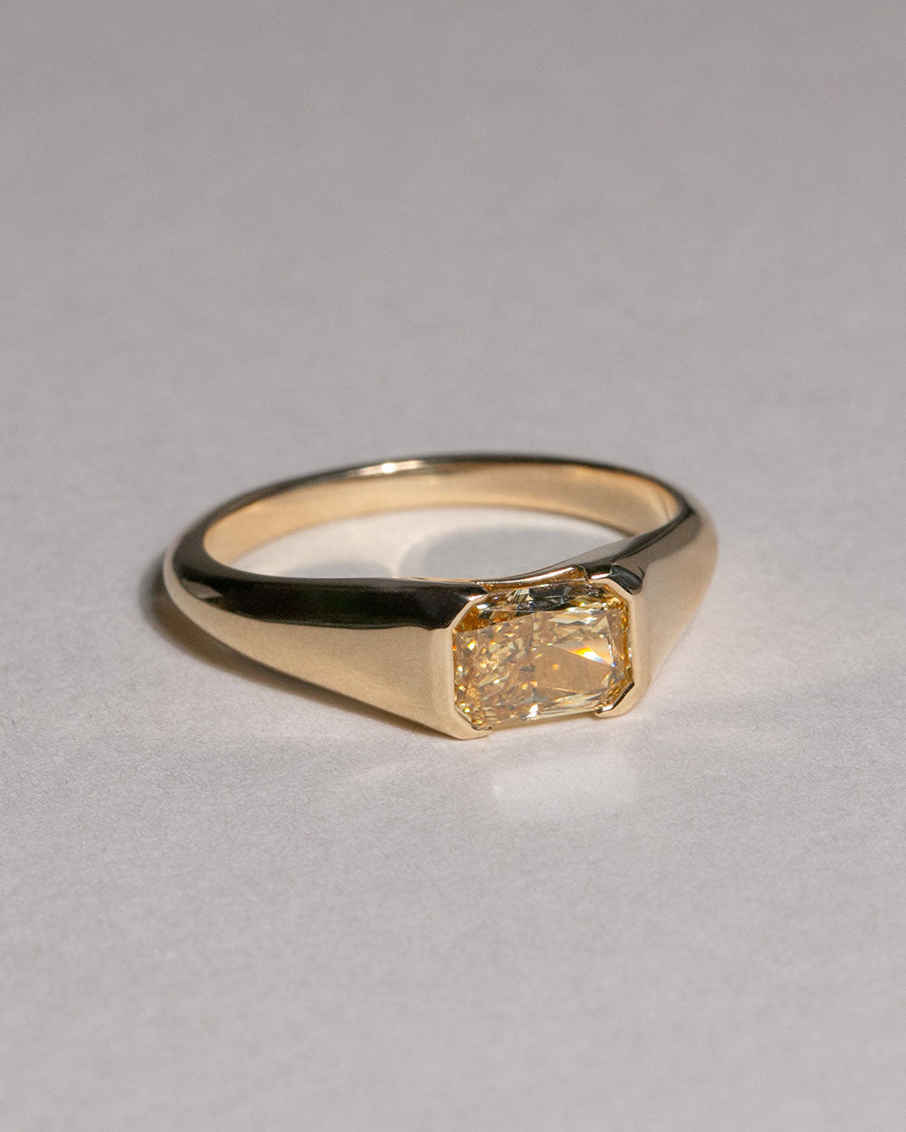 Paniz 1ct Yellow Diamond Ring