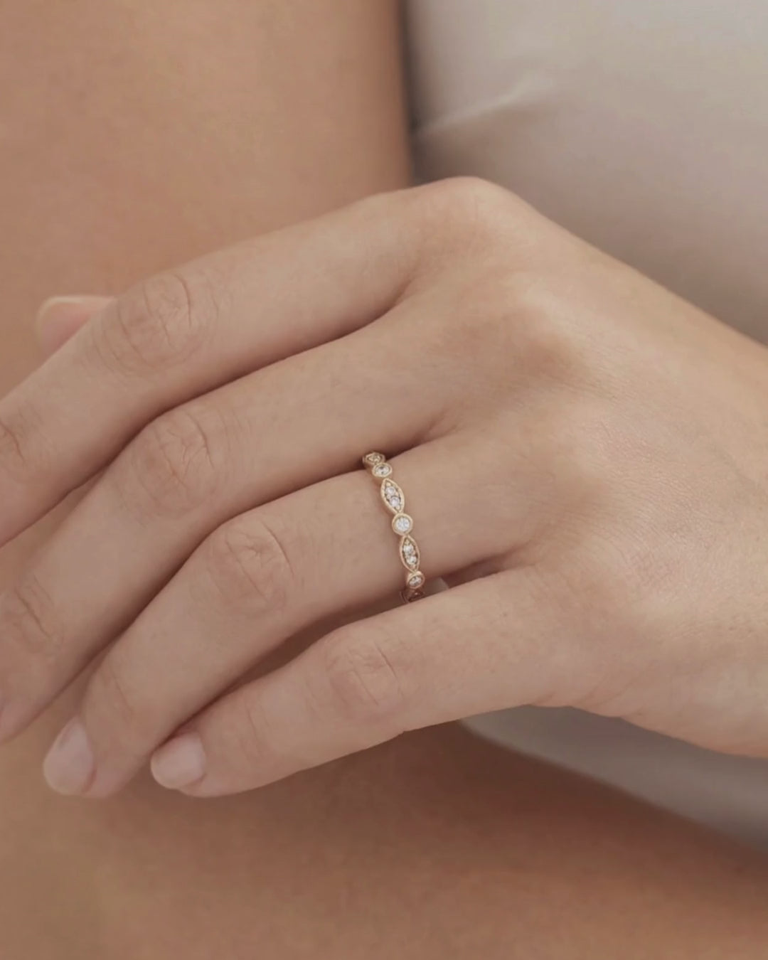 Video of model wearing Dual Set Diamond Ring.