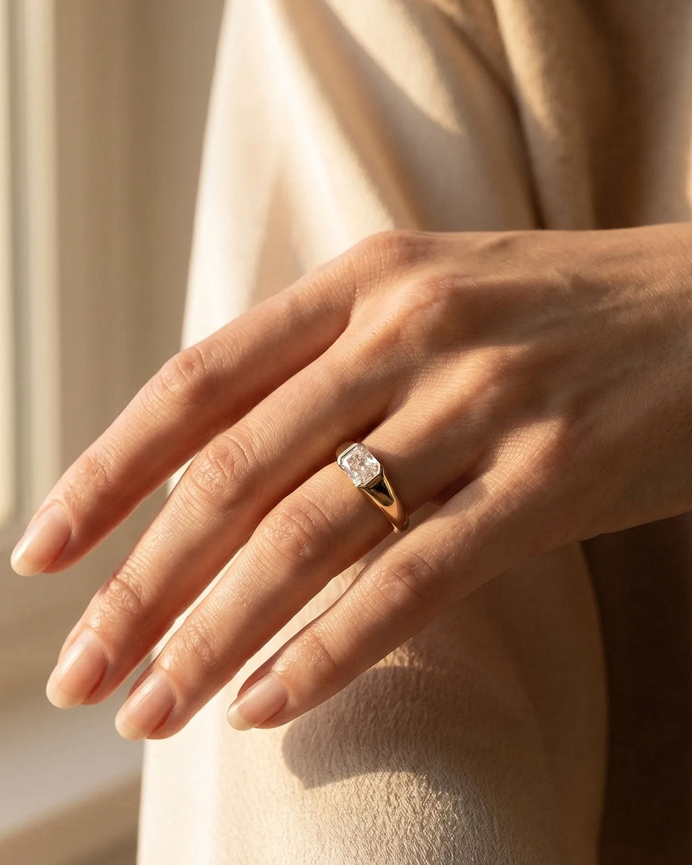 9ct Yellow Gold 1.07ct Radiant Cut Lab Grown Diamond Ring