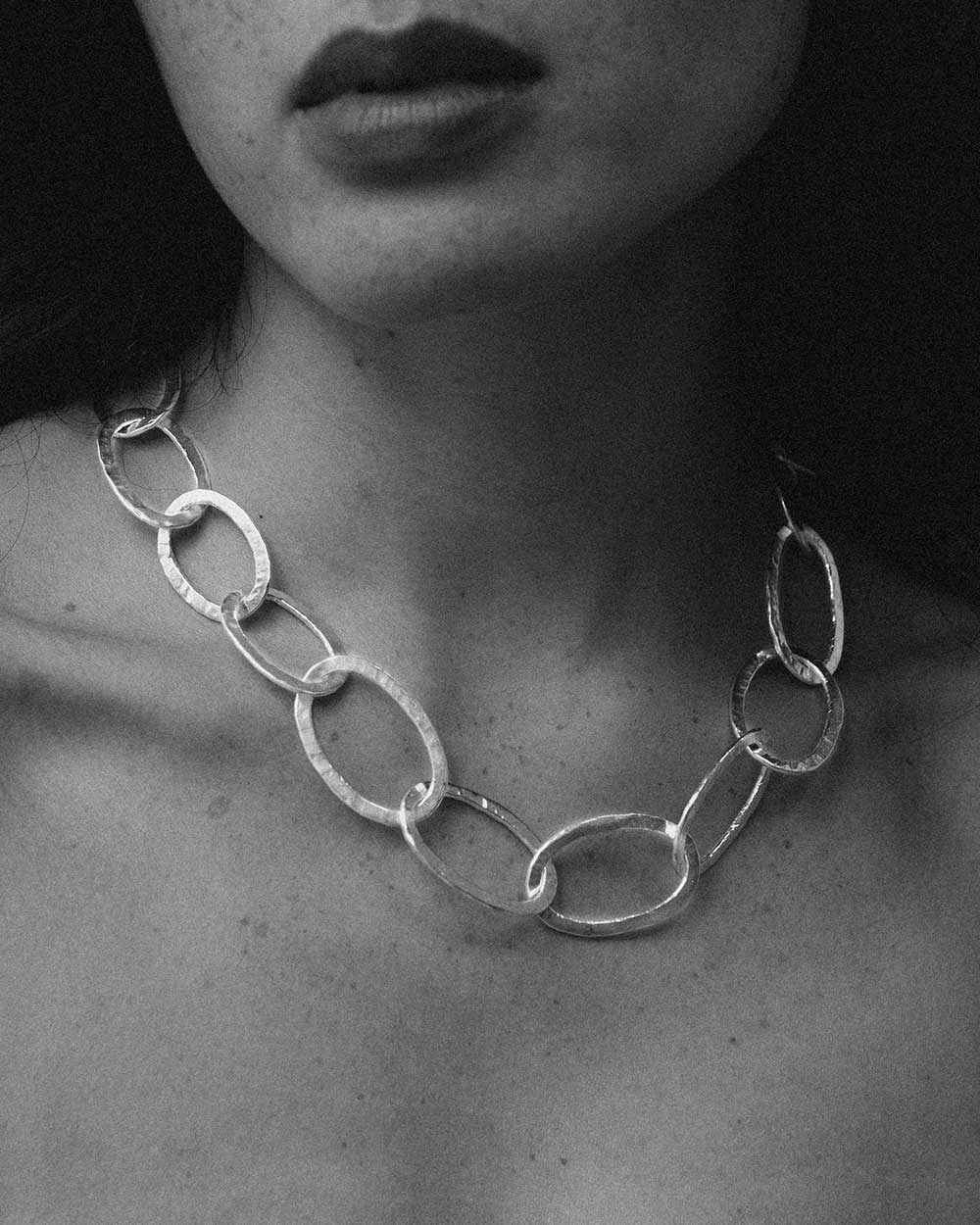 Sculpt Heavy Chain Necklace