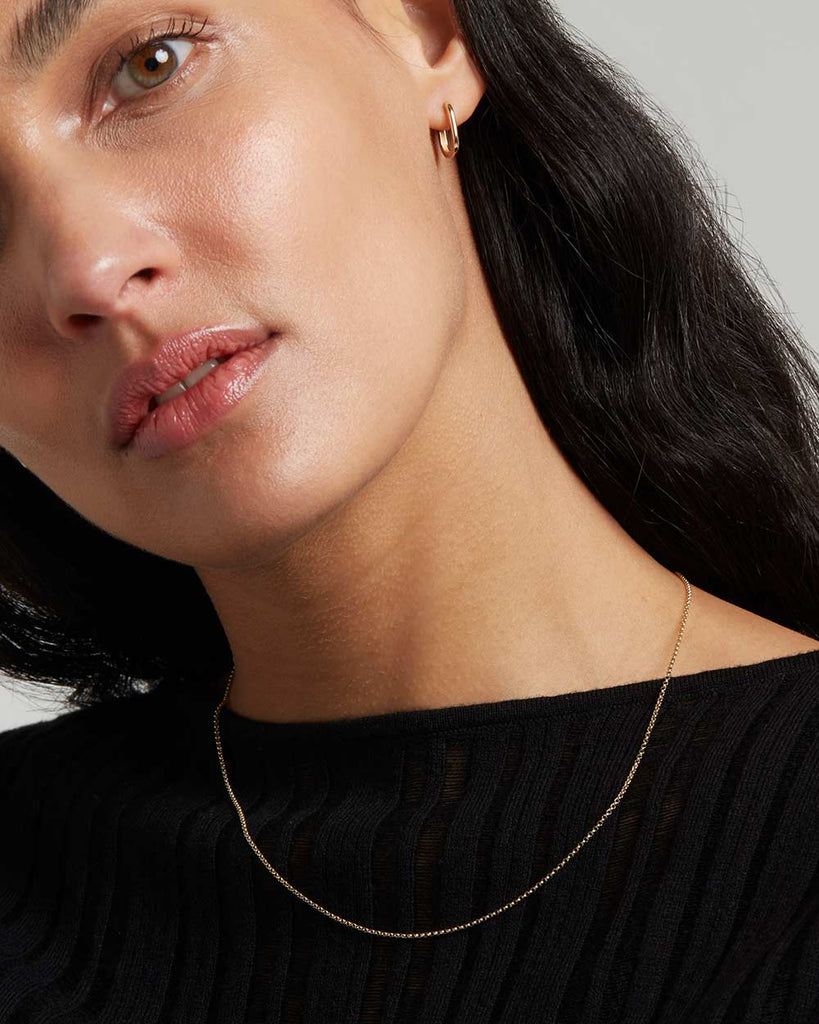 recycled 9ct solid yellow gold simple chain handcrafted in London by Maya Magal