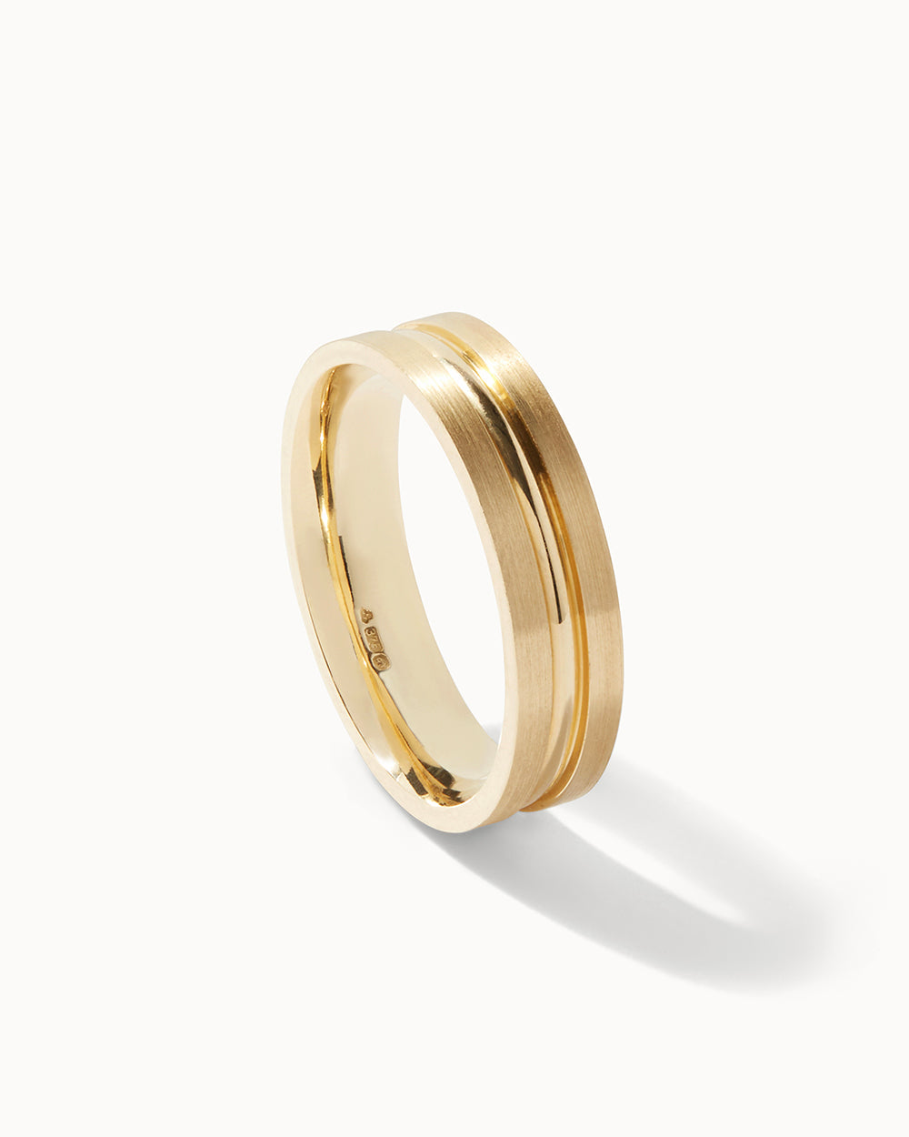 18ct Yellow Gold Flat Court Groove Ring - 5mm Band