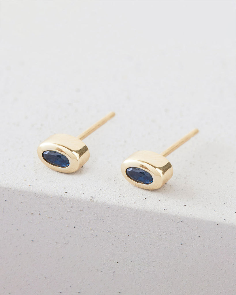 9ct Solid Gold Heirloom Oval Sapphire Stud Earrings handmade in London by Maya Magal sustainable jewellery brand